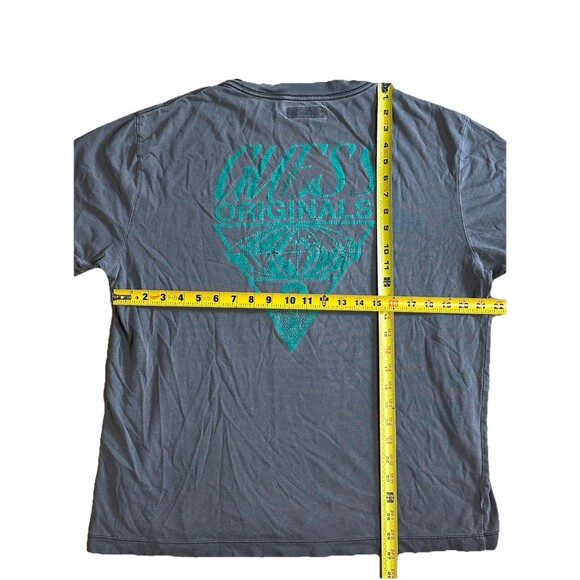 Vintage 90s Guess Surf Fader T Shirt Distressing Double Sided Grey Size Medium - Picture 7 of 7